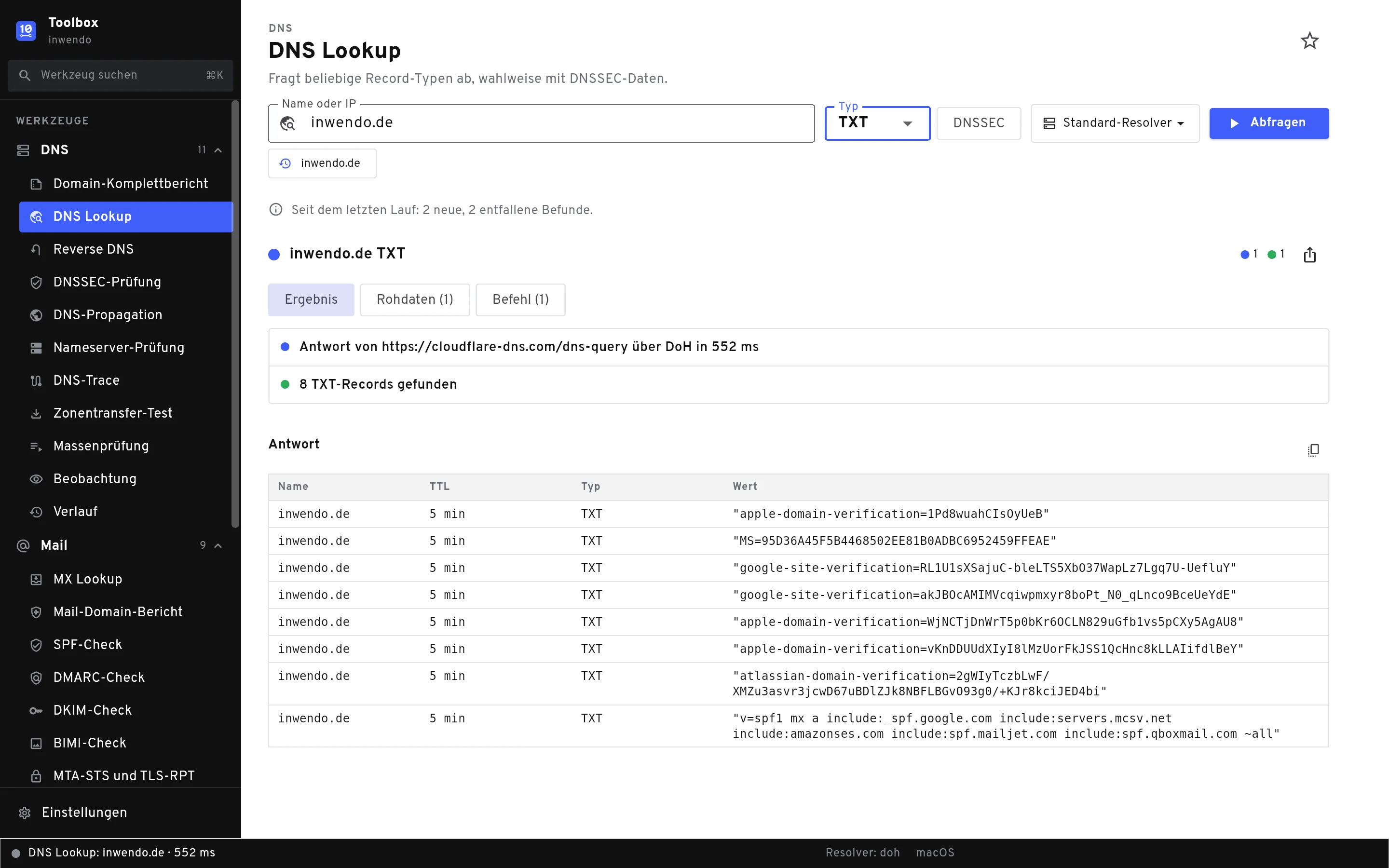 DNS Lookup mit Ergebnis-Tabelle, Befunden und den Tabs Rohdaten und Befehl